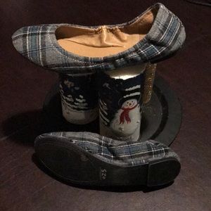 Lucky Brand blue and grey plaid flats size 7.5.